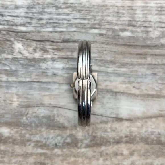 Willow Bay Two Tone Square Watch Roman Dial Bracelet Petite Hinge Antique Vtg - Picture 6 of 8